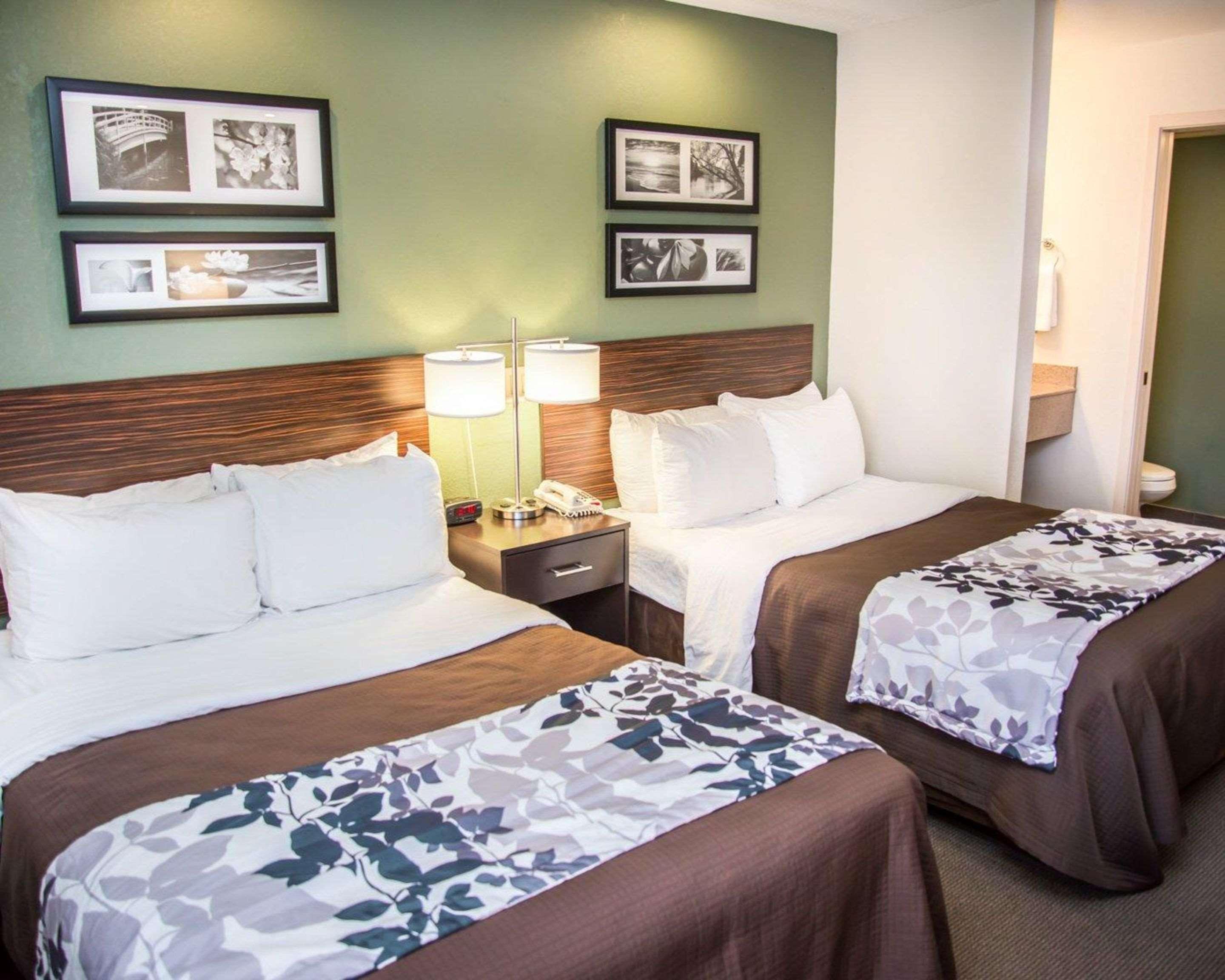 שרלוט Sleep Inn University Place מראה חיצוני תמונה