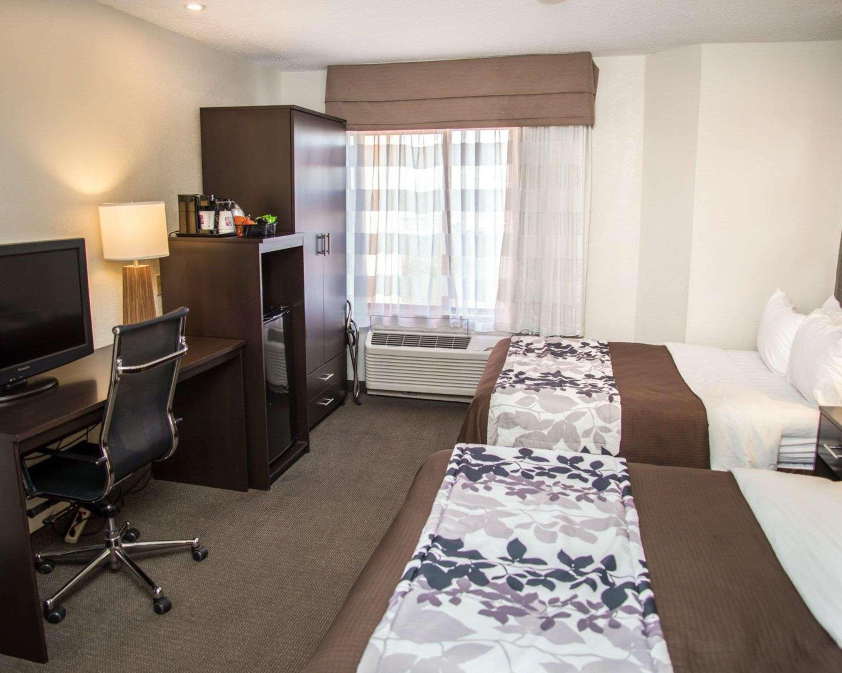 שרלוט Sleep Inn University Place מראה חיצוני תמונה