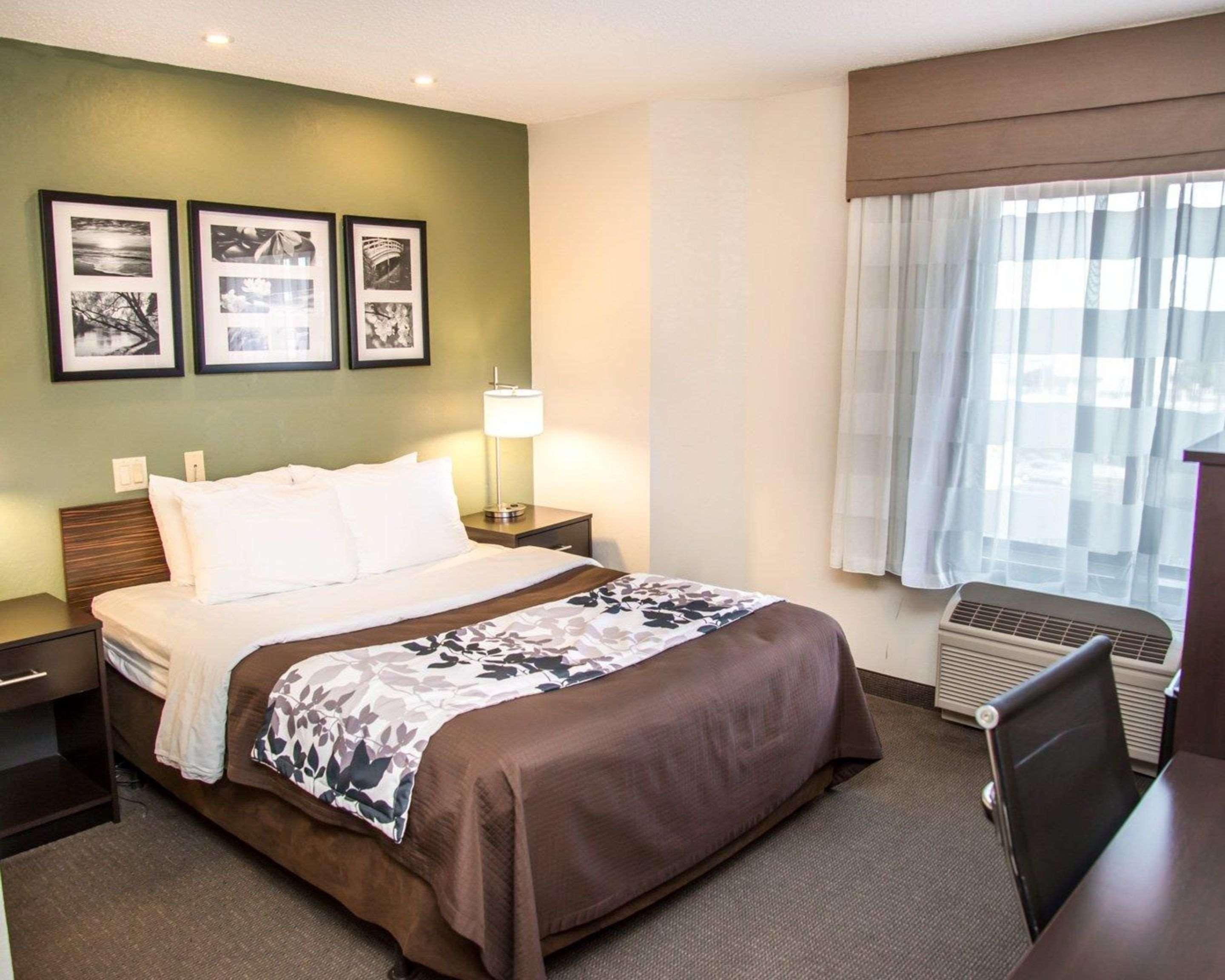 שרלוט Sleep Inn University Place מראה חיצוני תמונה