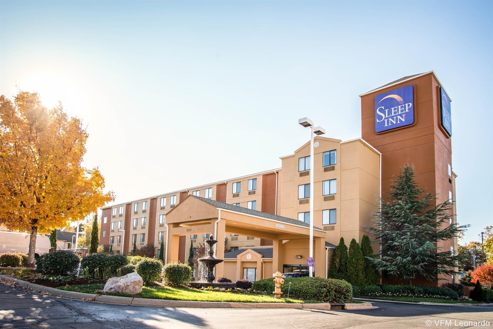 שרלוט Sleep Inn University Place מראה חיצוני תמונה